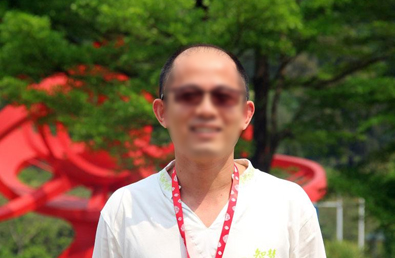 商貿公司黃先生：